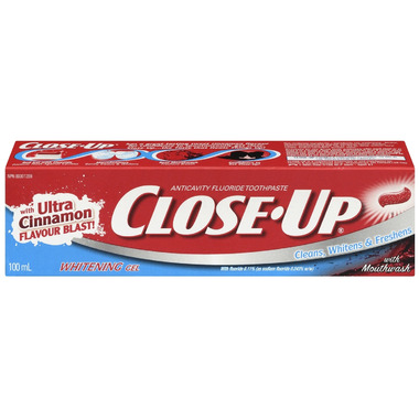 Close-Up Whitening Gel Toothpaste with Mouthwash Close-Up Whitening Gel Toothpaste with Mouthwash