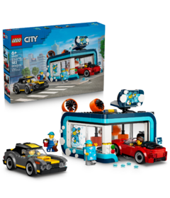LEGO City Drive-Through Car Wash
