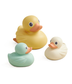 Itzy Ritzy Itzy Ducky Family Bath Toys