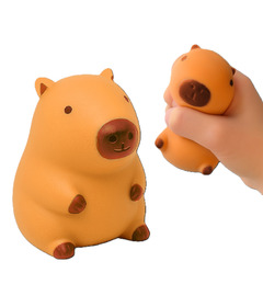 Ricochet Capybara Squeezy