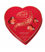 Lindt Lindor Amour Milk Chocolate Hearts Box