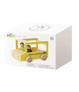 Manhattan Toy MiO School Bus + 2 People