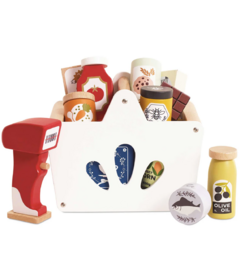 Le Toy Van Groceries Set & Scanner