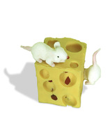 Incredible Novelties Stretchy Mice and Cheese