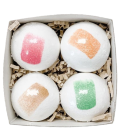 The Scented Market Winter Escape Bath Bomb Set 