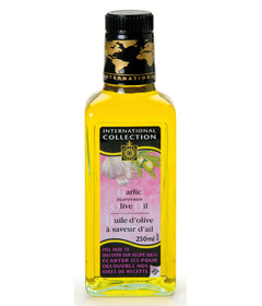 International Collection Garlic Flavoured Olive Oil
