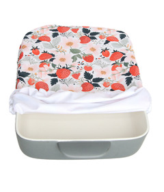 Colibri Casserole Cover Strawberry Patch