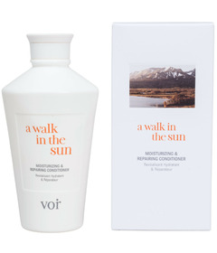 Voir Haircare A Walk in the Sun: Moisturizing & Repairing Conditioner