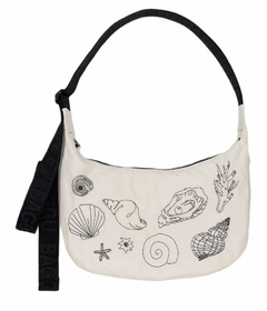 image of BAGGU Medium Nylon Crescent Bag Embroidered Shells with sku:320325