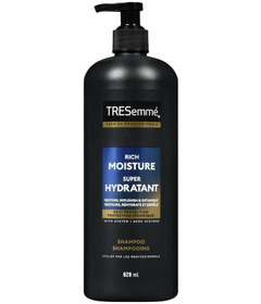 TRESemme Rich Moisture Shampoo for Dry Hair 