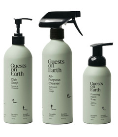 Guests on Earth Woodlands Try It Bundle